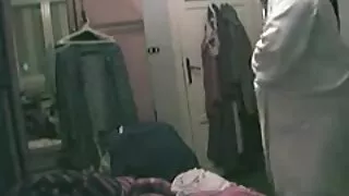 Puisis jāšanās Meža māja elf meitene ar apaļo pakaļu